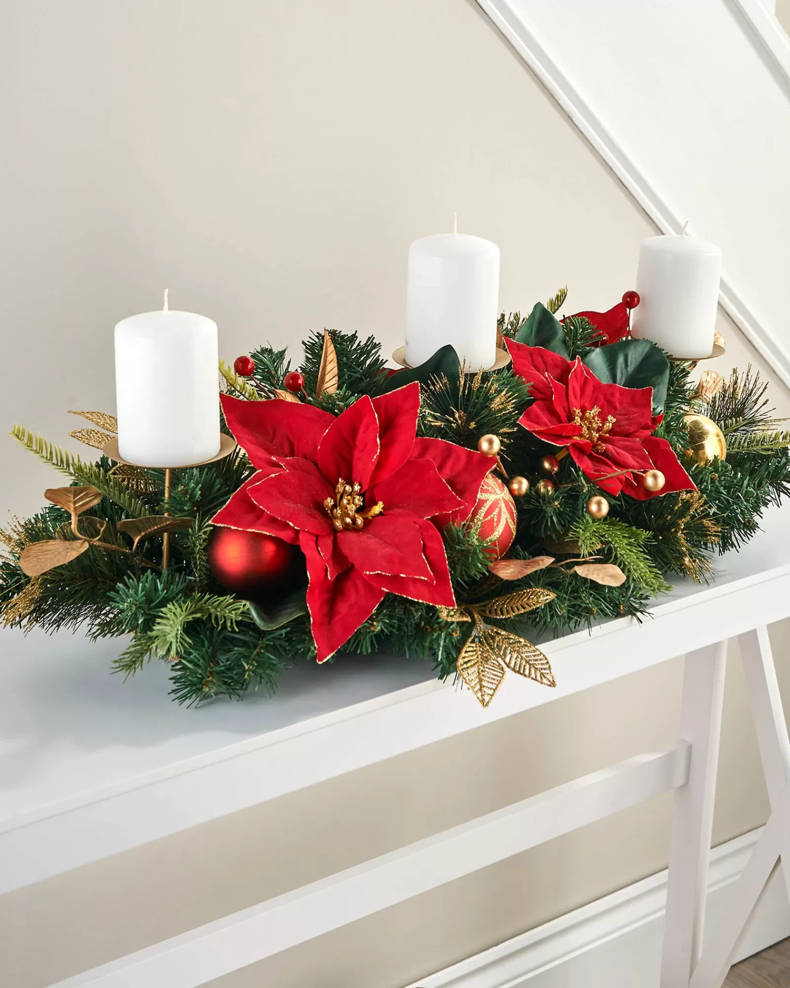 WeRChristmas Table Decorations | Candle Holder Garlands^3 Pillar Decorated Garland Candle Holder, Red/Gold, 76 Cm
