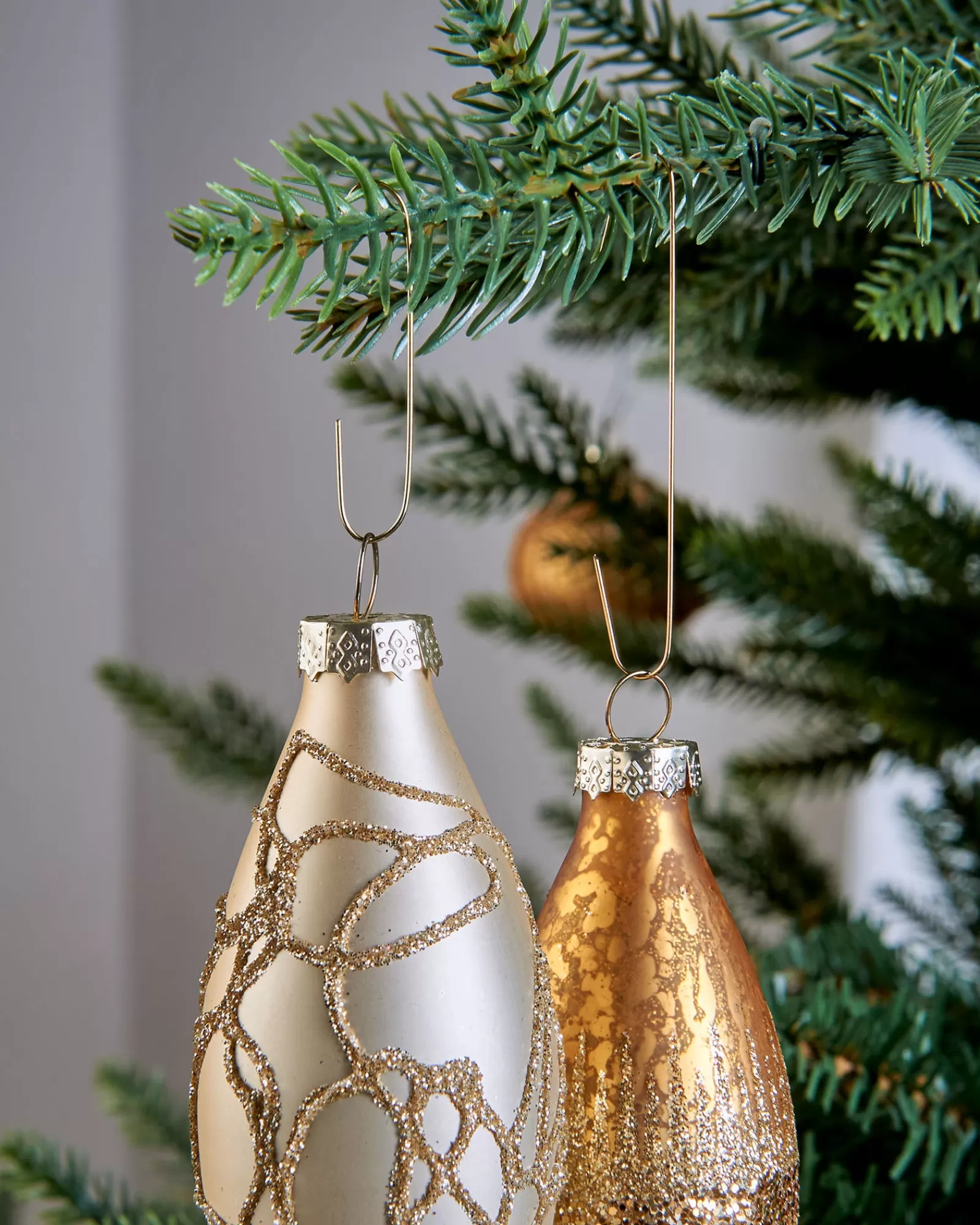 WeRChristmas Bauble Hooks^Bauble Ornament Hooks Multi Pack, Gold, Pack Of 150