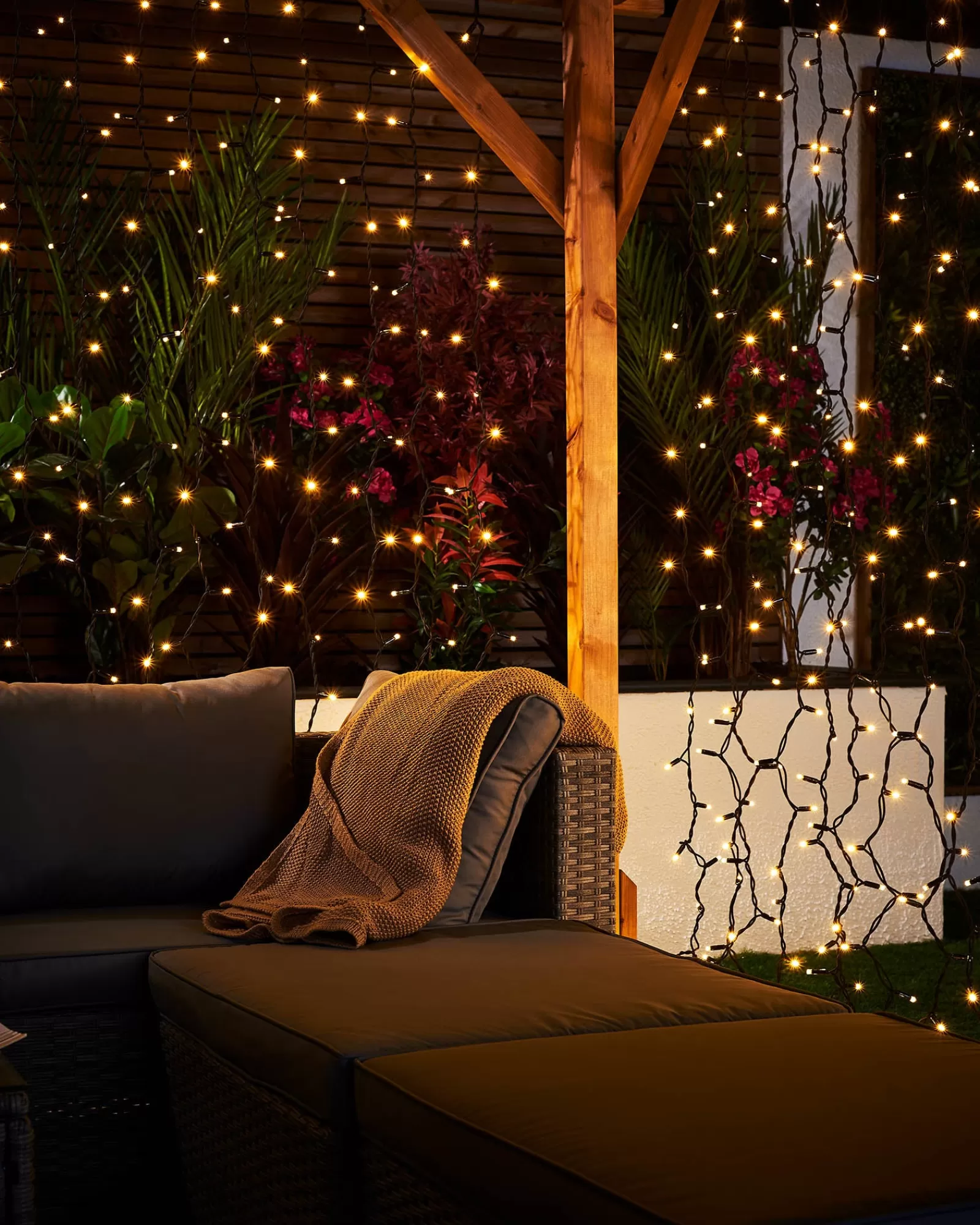 WeRChristmas Link Pro | Curtain & Net Lights^LINK PRO LED Curtain Lights, Black Cable, 2.5 M Drop, Warm White