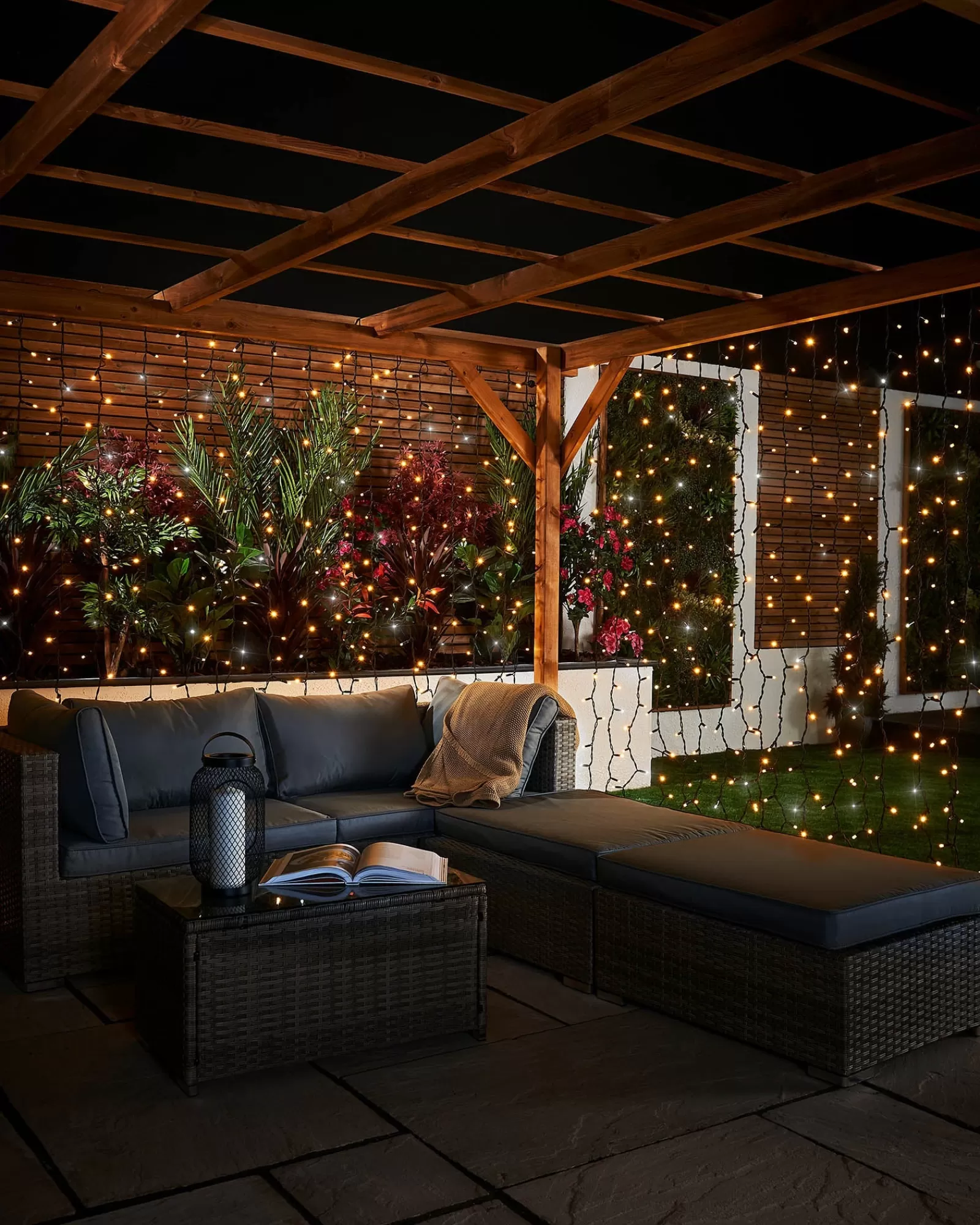 WeRChristmas Link Pro | Curtain & Net Lights^LINK PRO LED Curtain Lights, Black Cable, 2.5 M Drop, Warm White / White