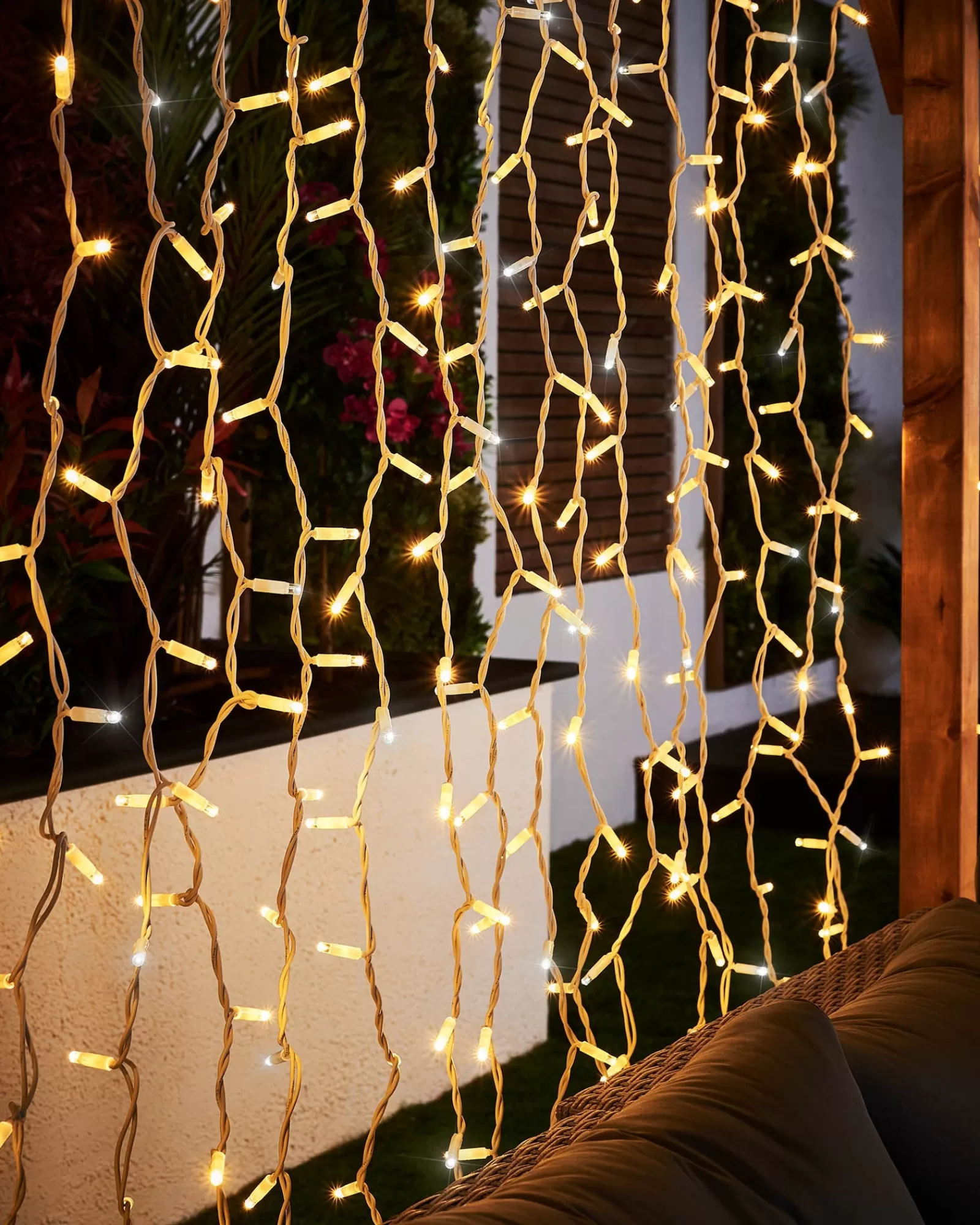 WeRChristmas Link Pro | Curtain & Net Lights^LINK PRO LED Curtain Lights, White Cable, 2.5 M Drop, Warm White / White