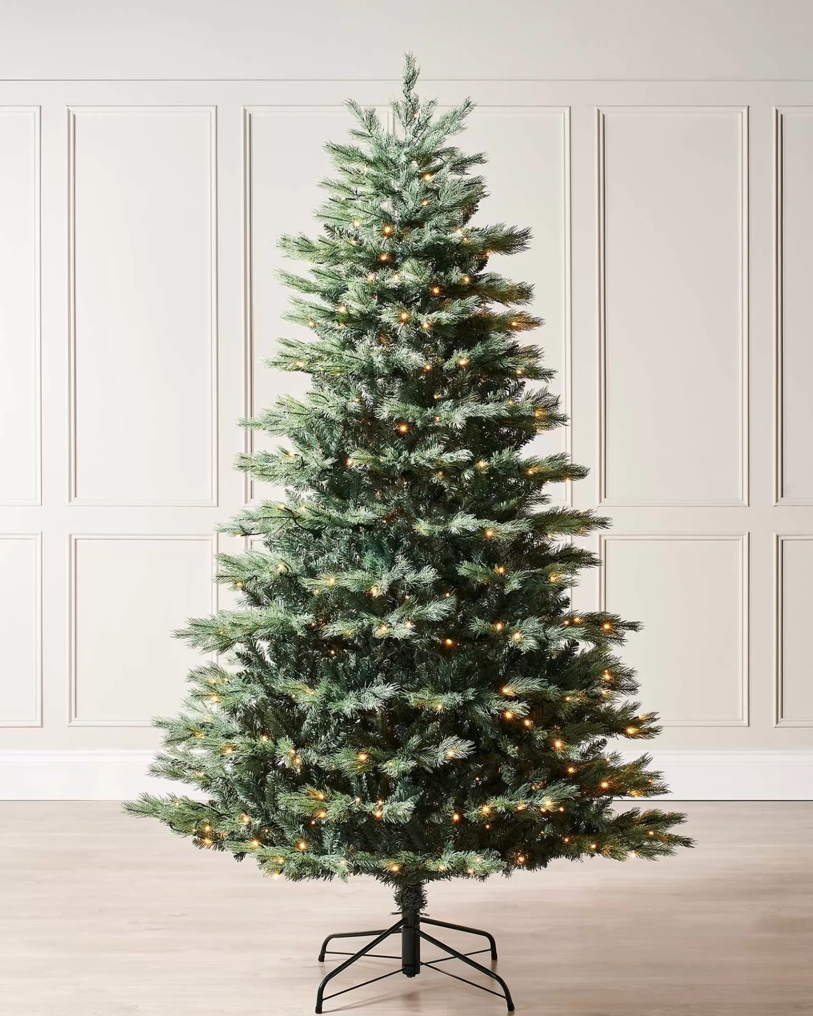 WeRChristmas Premium Christmas Trees | Pre Lit Christmas Trees^Pre-Lit Colorado Blue Spruce Christmas Tree, 6 Ft