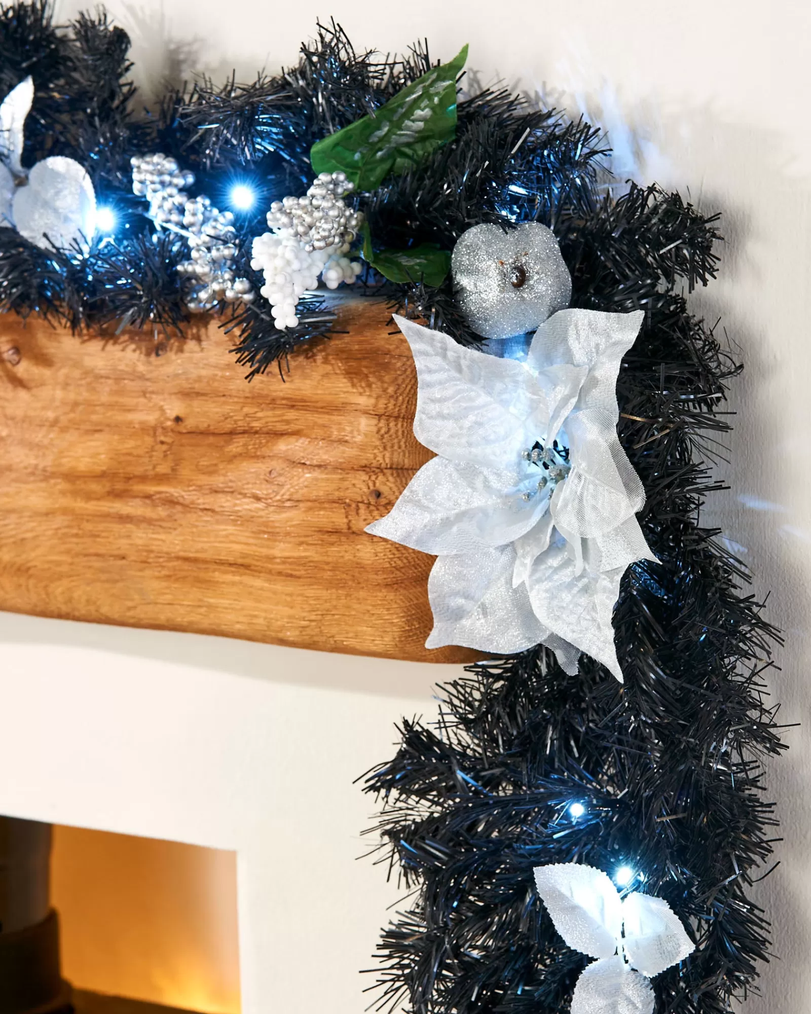 WeRChristmas Pre Lit Garlands | Decorated Garlands^Pre-Lit Multi-Function Decorated Garland, Black/Silver, 9 Ft