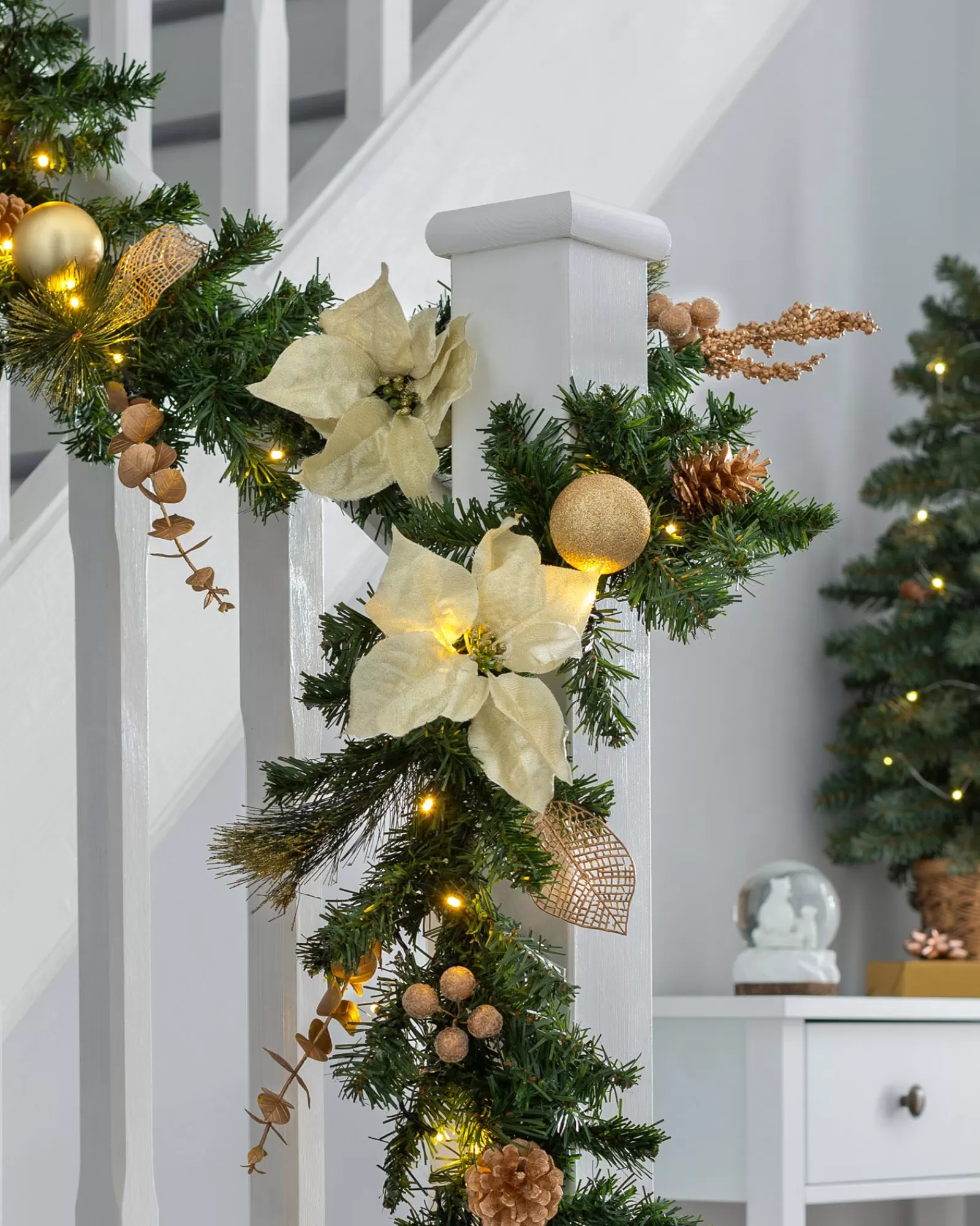 WeRChristmas Decorated Garlands | Pre Lit Garlands^Pre-Lit Multi-Function Decorated Garland, Cream/Gold, 9 Ft