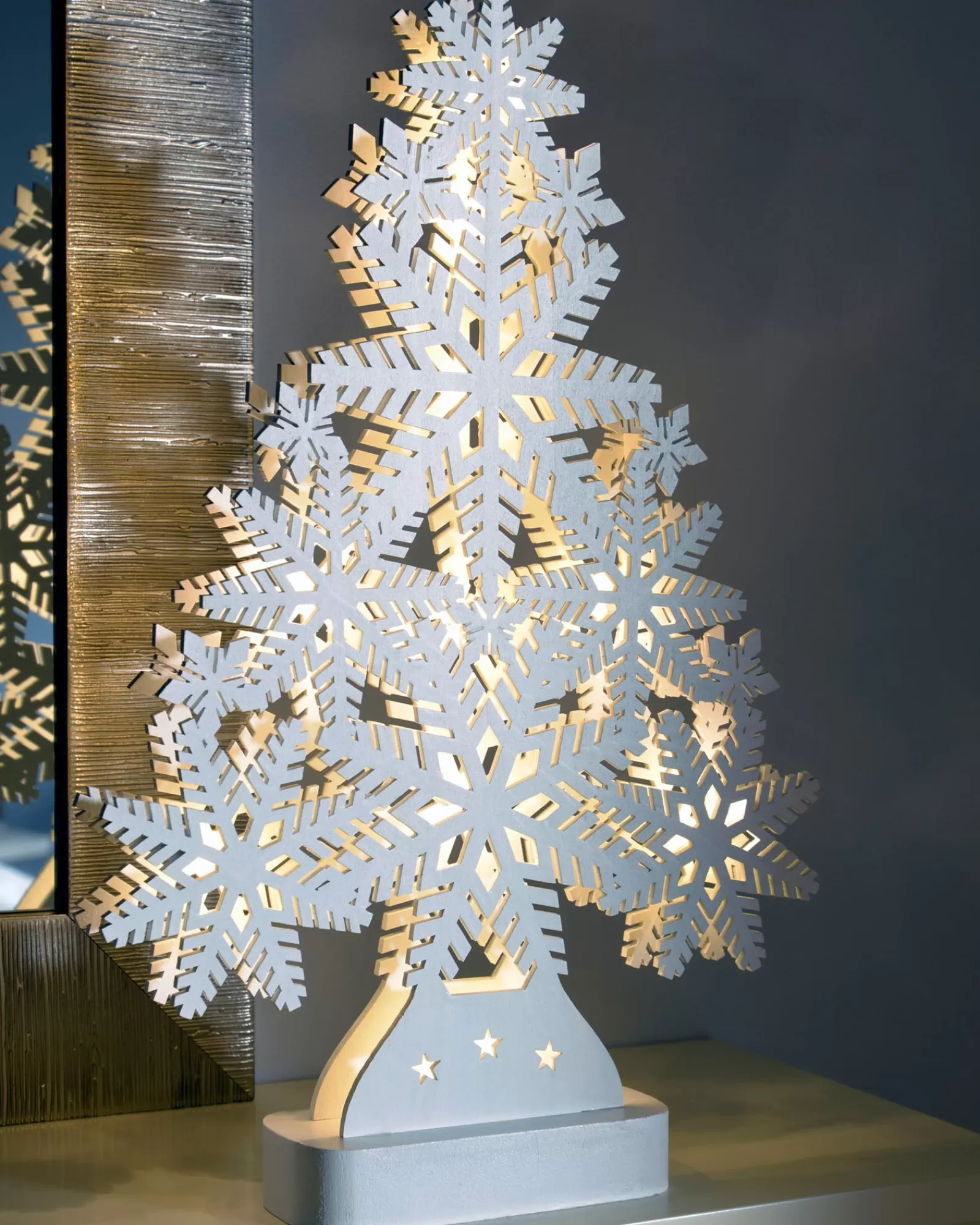 WeRChristmas Table Decorations^Pre-Lit Snowflake Tree Table Christmas Decoration, 39.5 Cm