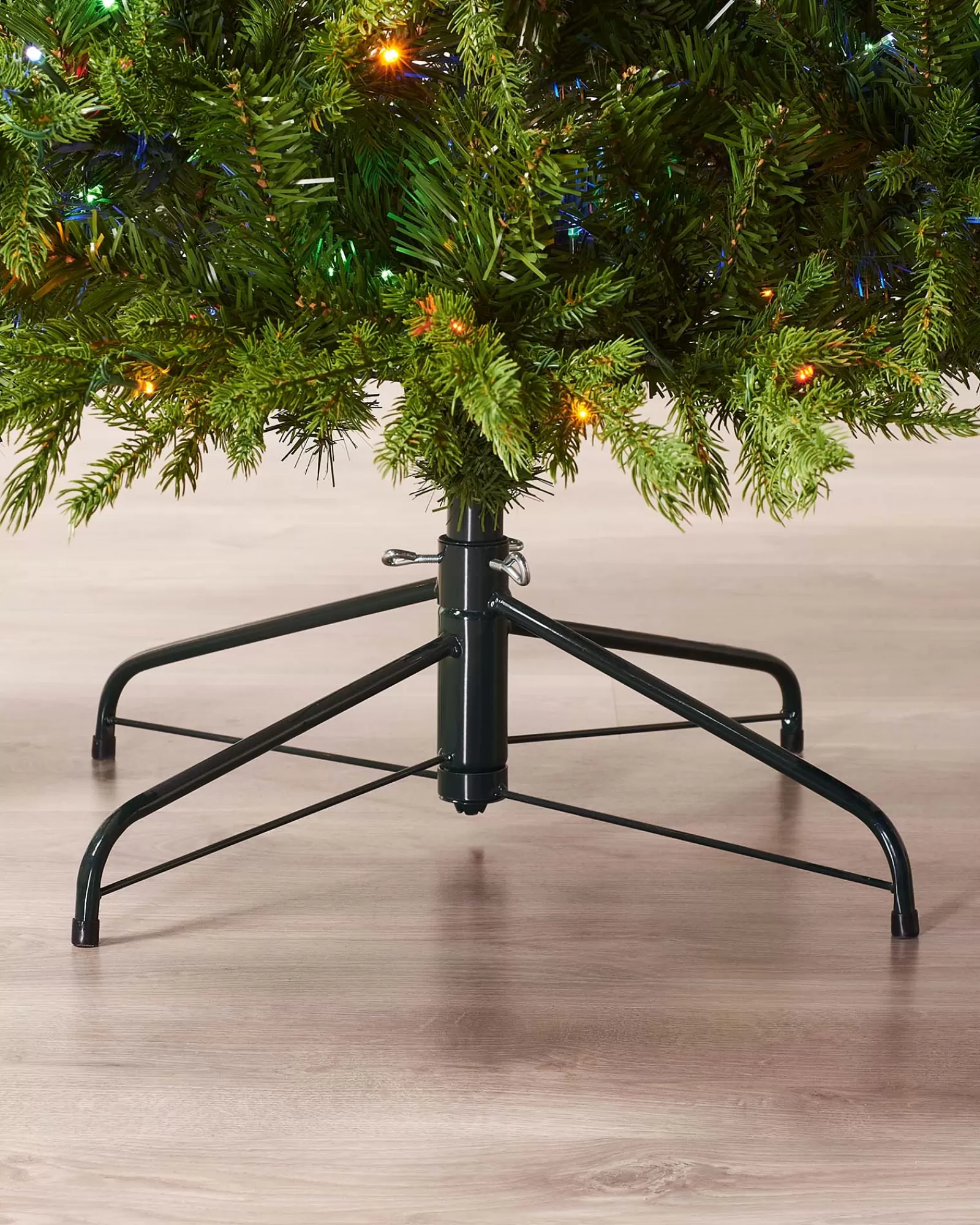 WeRChristmas Premium Christmas Trees | Pre Lit Christmas Trees^Pre-Lit Windsor Fir Christmas Tree, Dual Warm White, 8 Ft