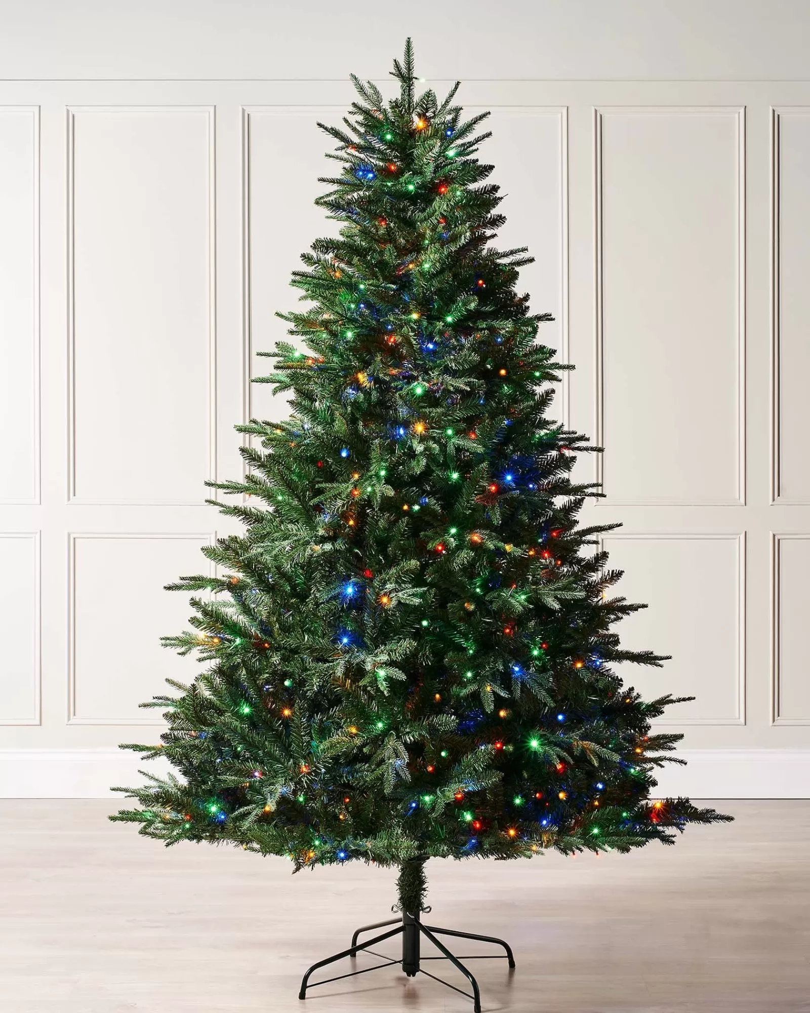 WeRChristmas Premium Christmas Trees | Pre Lit Christmas Trees^Pre-Lit Windsor Fir Christmas Tree, Dual Warm White, 8 Ft