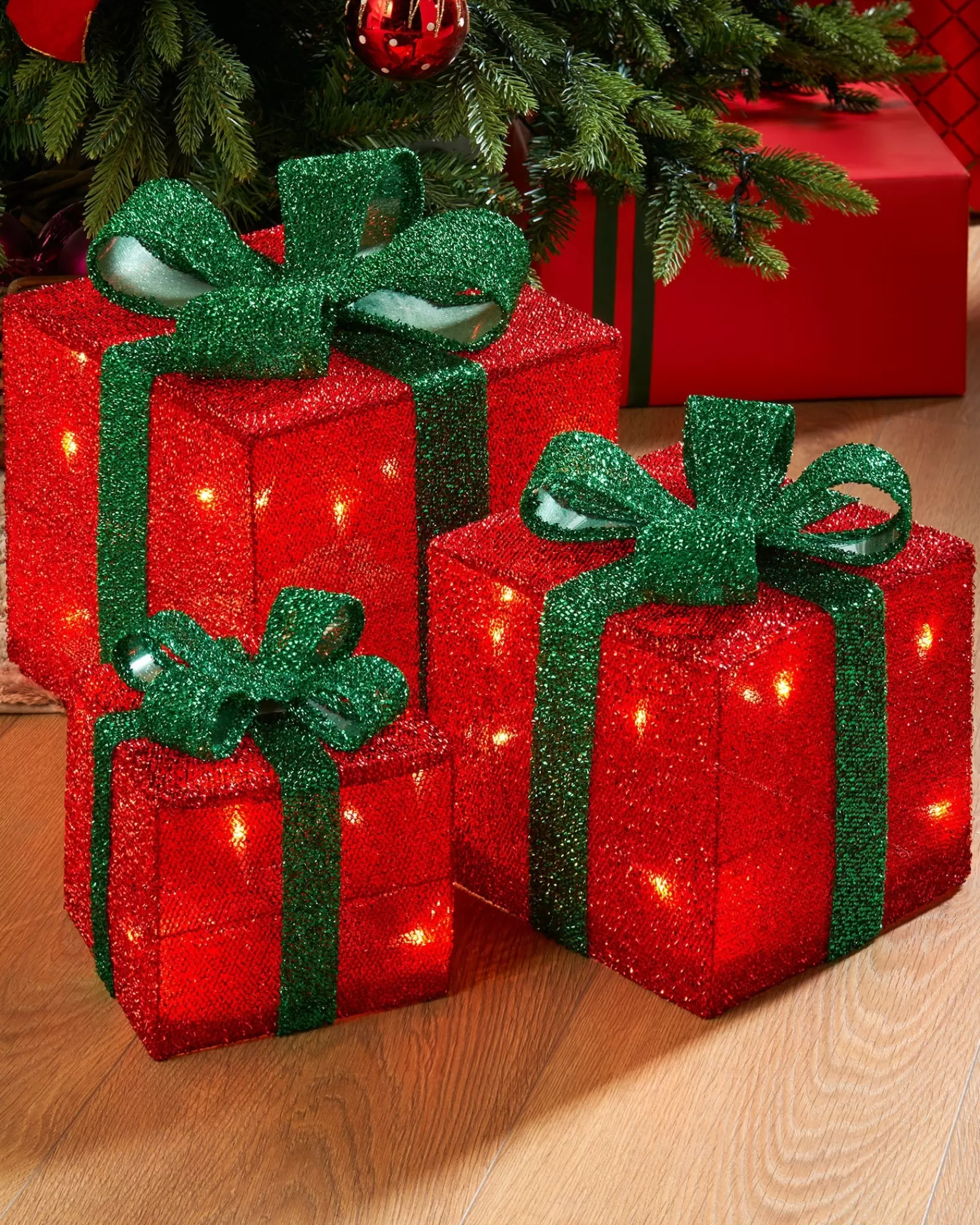 WeRChristmas Table Decorations^Set Of 3 Pre-Lit Gift Box Silhouettes 50 LED , Red